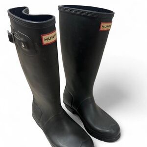 Black Hunter boots